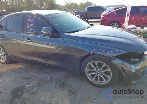 2017 BMW 320I z USA, uszkodzony, nr VIN WBA8A9C59HK619687